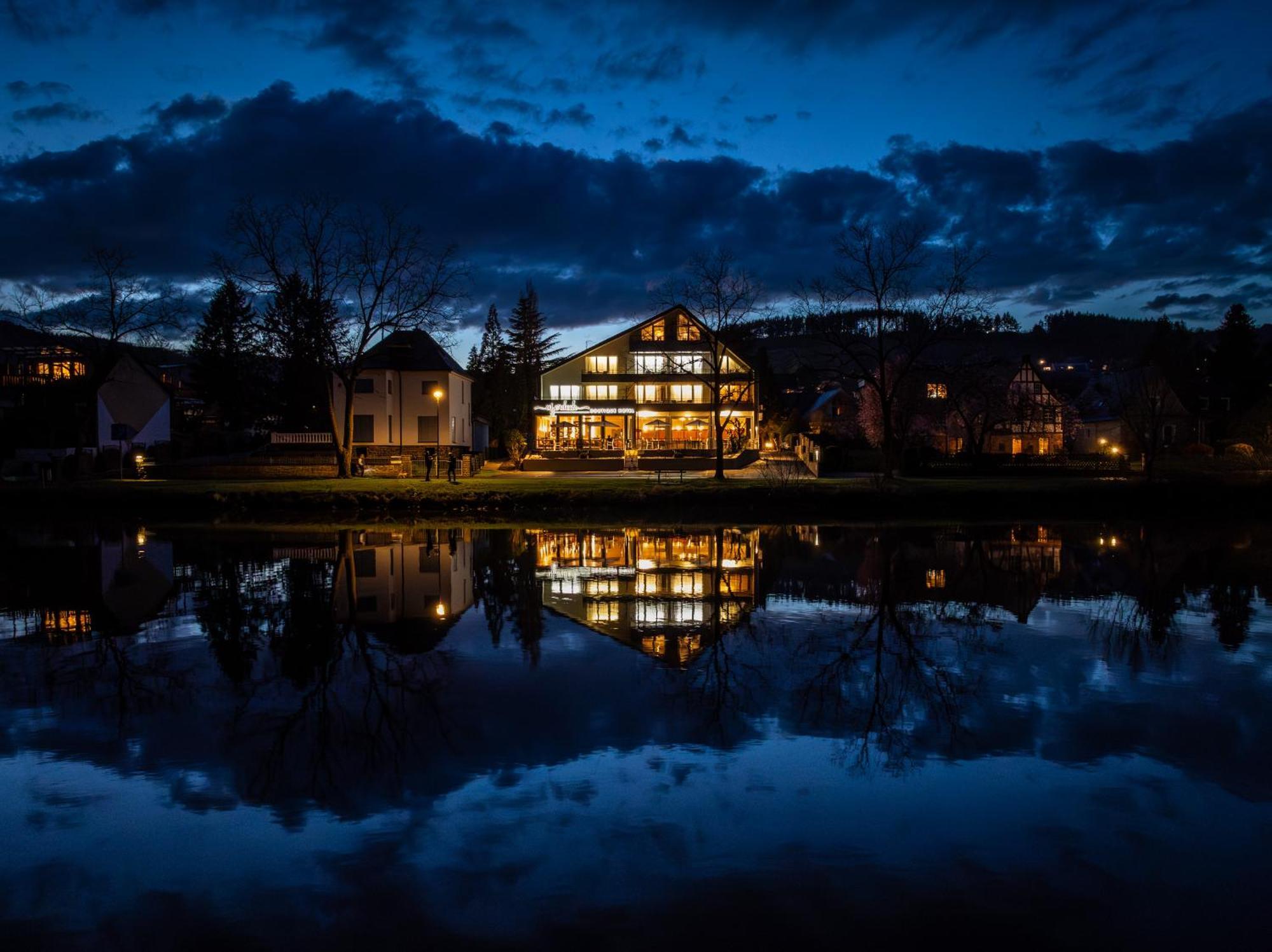 Uferdeck - Boutique Hotel Traben-Trarbach Exteriör bild